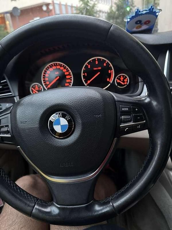 Gebraucht 2013 BMW 530 Sport Line Limousine | 10.000 € (Superpreis) - Bild 1/4