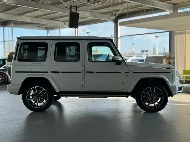 Gebraucht Mercedes G500 Edition 423 PS (311 kW) 2024 Weiß SUV