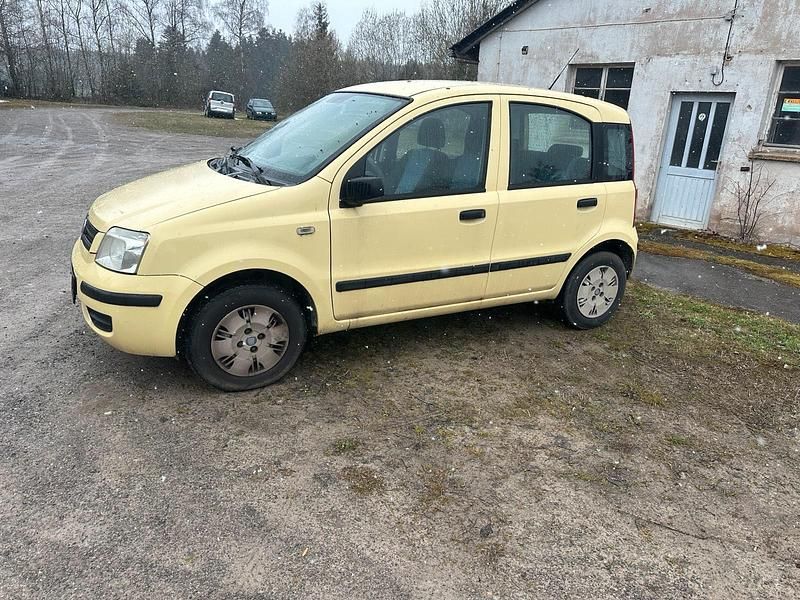Gebraucht Fiat Panda 60 PS (44 kW) 2009 Gelb Kleinwagen