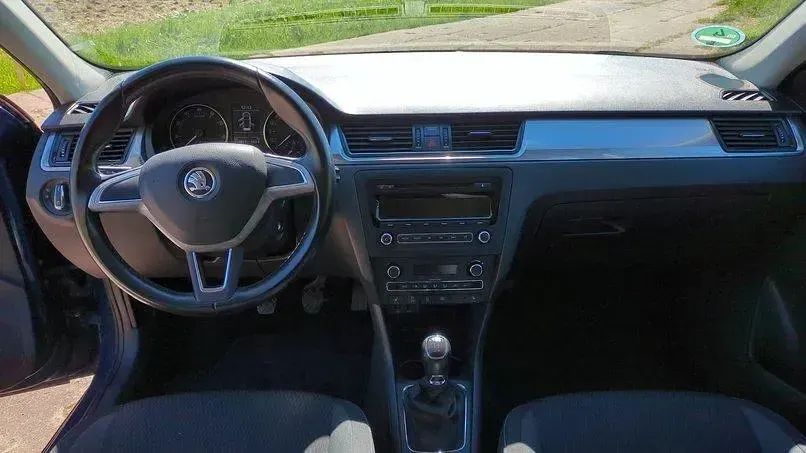 Gebraucht Skoda Rapid Ambition 85 PS (62 kW) 2013 Blau Kleinwagen