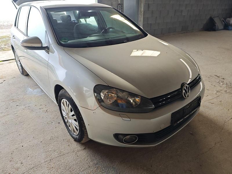 Silber Gebraucht 2010 VW Golf VI Kleinwagen | 4.400 € (Fairer Preis) - Bild 1/4
