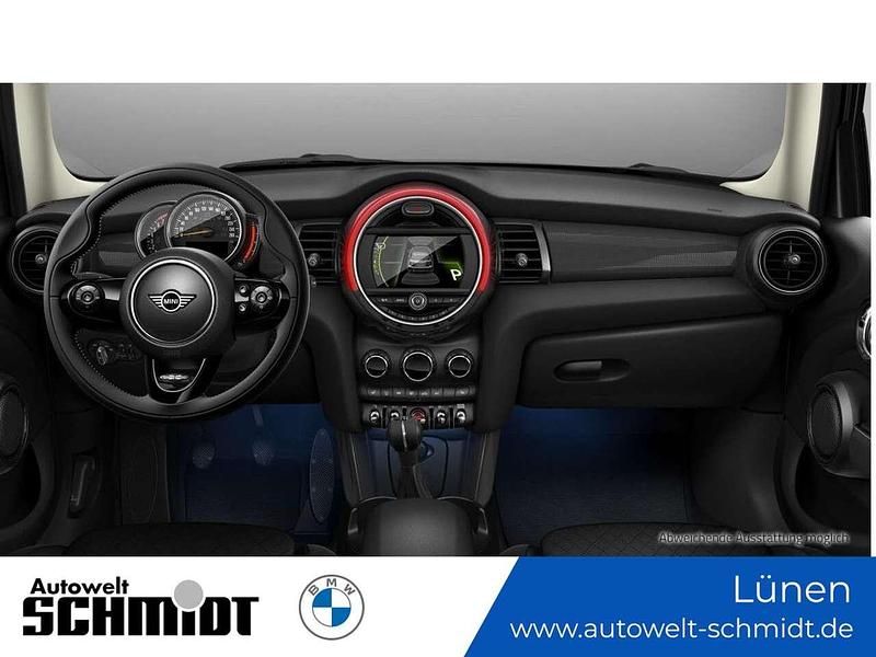 Gebraucht Mini Cooper 136 PS (100 kW) 2017 Electric blue metallic Kleinwagen