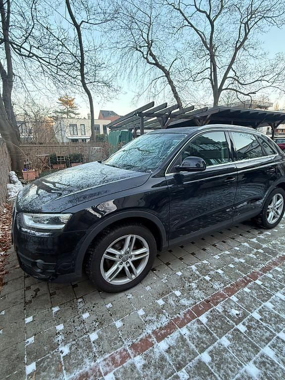 Schwarz Gebraucht 2015 Audi Q3 SUV | 16.900 € (Guter Preis) - Bild 1/4