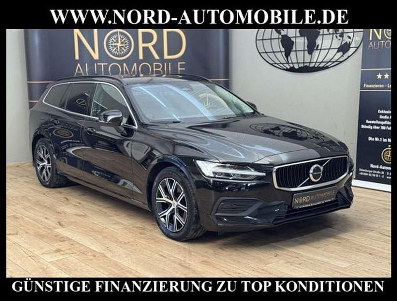 Gebraucht Volvo V60 Core 163 PS (119 kW) 2023 Schwarz Kombi