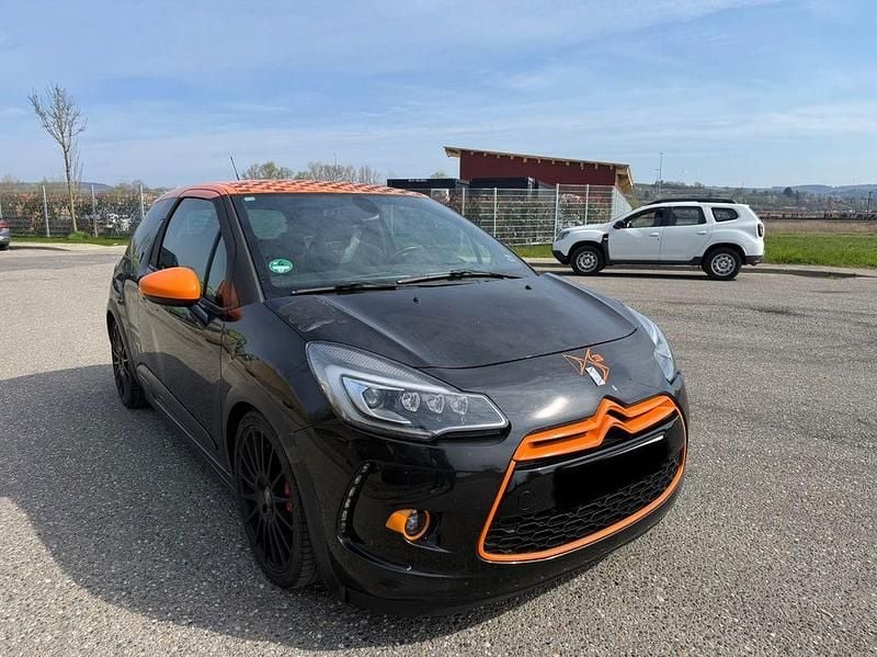 Gebraucht Citroën DS3 207 PS (152 kW) 2012 Schwarz Kleinwagen