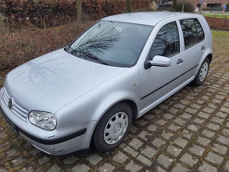 Gebraucht VW Golf IV 75 PS (55 kW) 2001 Silber Limousine