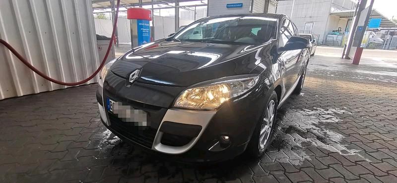 Schwarz Gebraucht 2010 Renault Mégane Coupé Coupé | 2.600 € - Bild 1/4