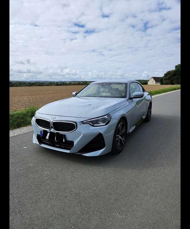 Grau Gebraucht 2024 BMW 218 Coupé | 34.990 € (Fairer Preis) - Bild 1/4