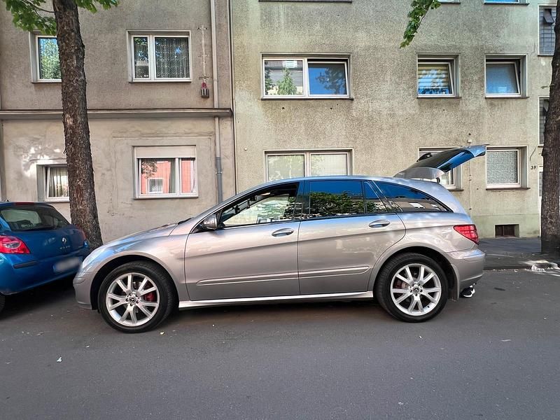 Gebraucht Mercedes R280 190 PS (139 kW) 2007 Grau Van / Kleinbus
