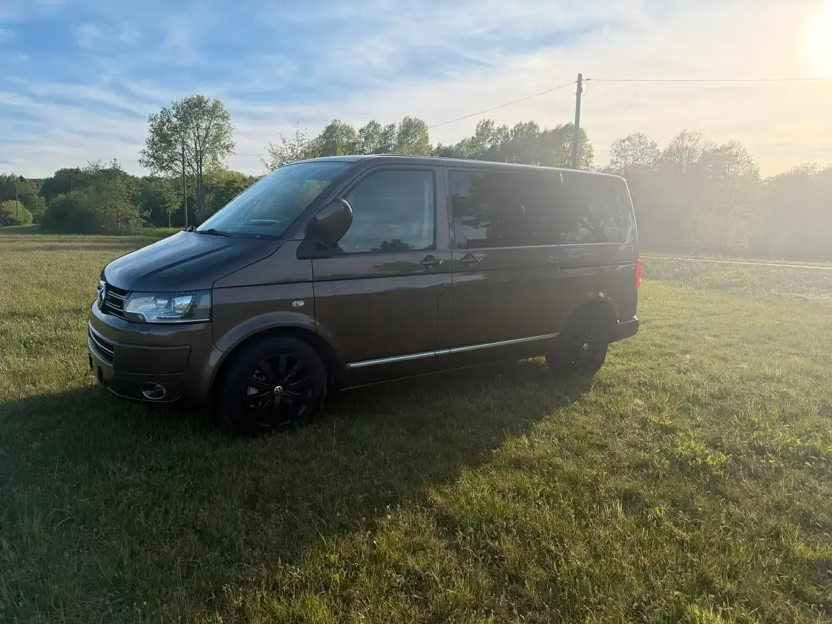 Usata VW T5 184 CV (135 kW) 2012 Marrone Furgone