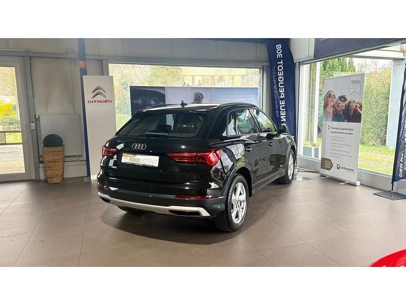 Gebraucht Audi Q3 Comfort 150 PS (110 kW) 2022 Mythosschwarz (metallic) SUV