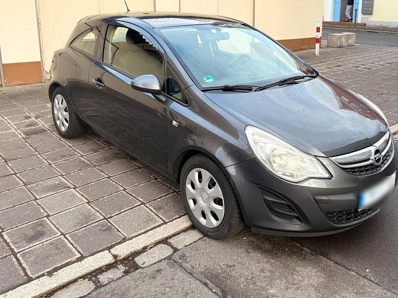 Gebraucht Opel Corsa 86 PS (63 kW) 2014 Andere farben Kleinwagen