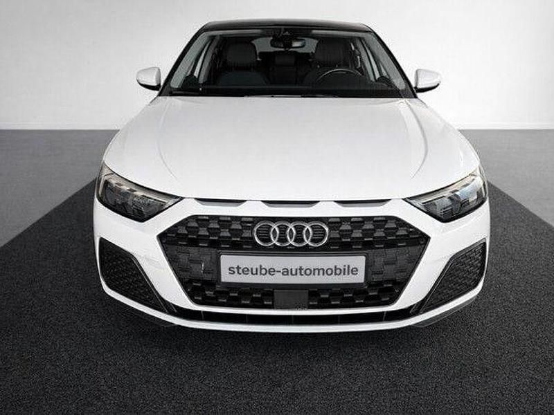 Gebraucht Audi A1 Sportback Basis 95 PS (69 kW) 2020 Weiß Kleinwagen