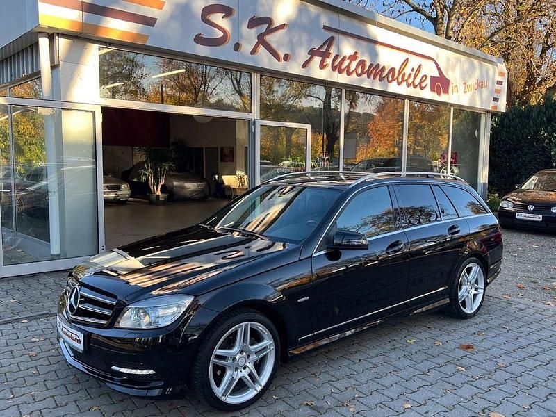 Schwarz Gebraucht 2010 Mercedes C250 Avantgarde Limousine | 11.490 € (Teuer) - Bild 1/4