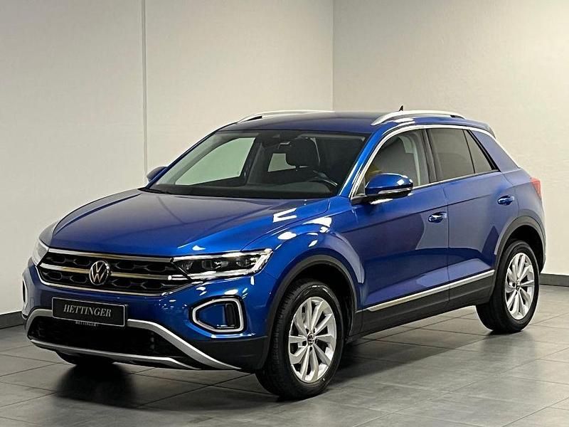 Blau Gebraucht 2023 VW T-Roc Style SUV | 24.800 € (Fairer Preis) - Bild 1/4