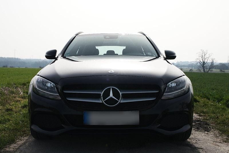 Gebraucht Mercedes C220 170 PS (125 kW) 2016 Schwarz Kombi
