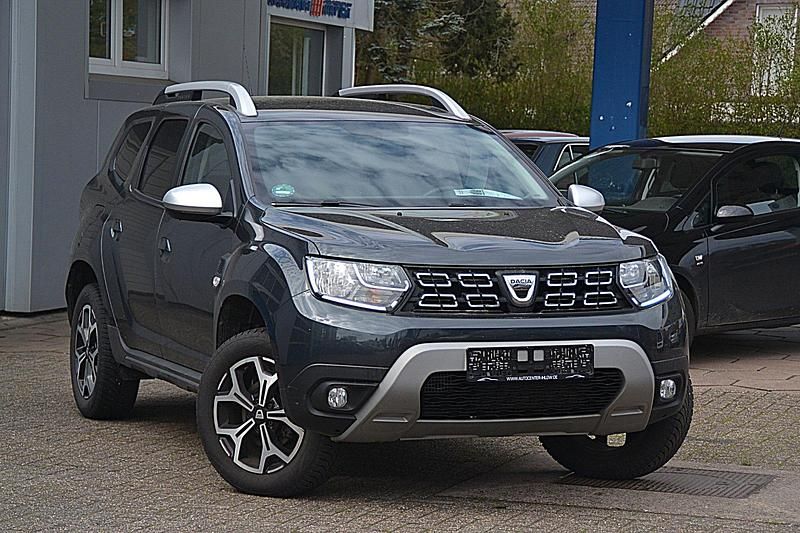 Second-hand Dacia Duster 150 CP (110 kW) 2019 Gri SUV
