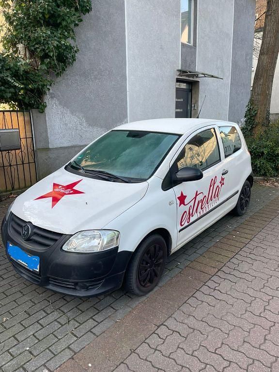 Gebraucht VW Fox 60 PS (44 kW) 2010 Weiß Kleinwagen