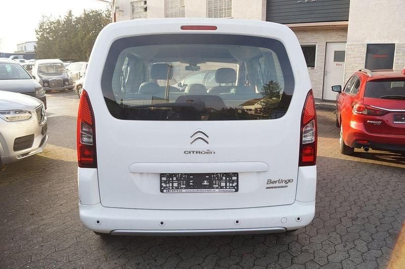 Gebraucht Citroën Berlingo SELECTION 92 PS (67 kW) 2014 Weiß Van / Kleinbus