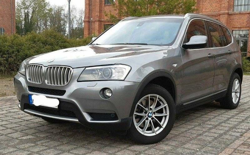 Grau Gebraucht 2011 BMW X3 Sport Line SUV | 7.900 € (Superpreis) - Bild 1/4