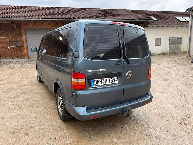 Gebraucht VW T5 131 PS (96 kW) 2004 Blau Van