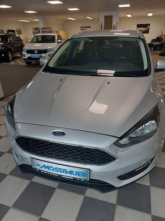 Gebraucht Ford Focus Business Edition 150 PS (110 kW) 2018 Silber Limousine