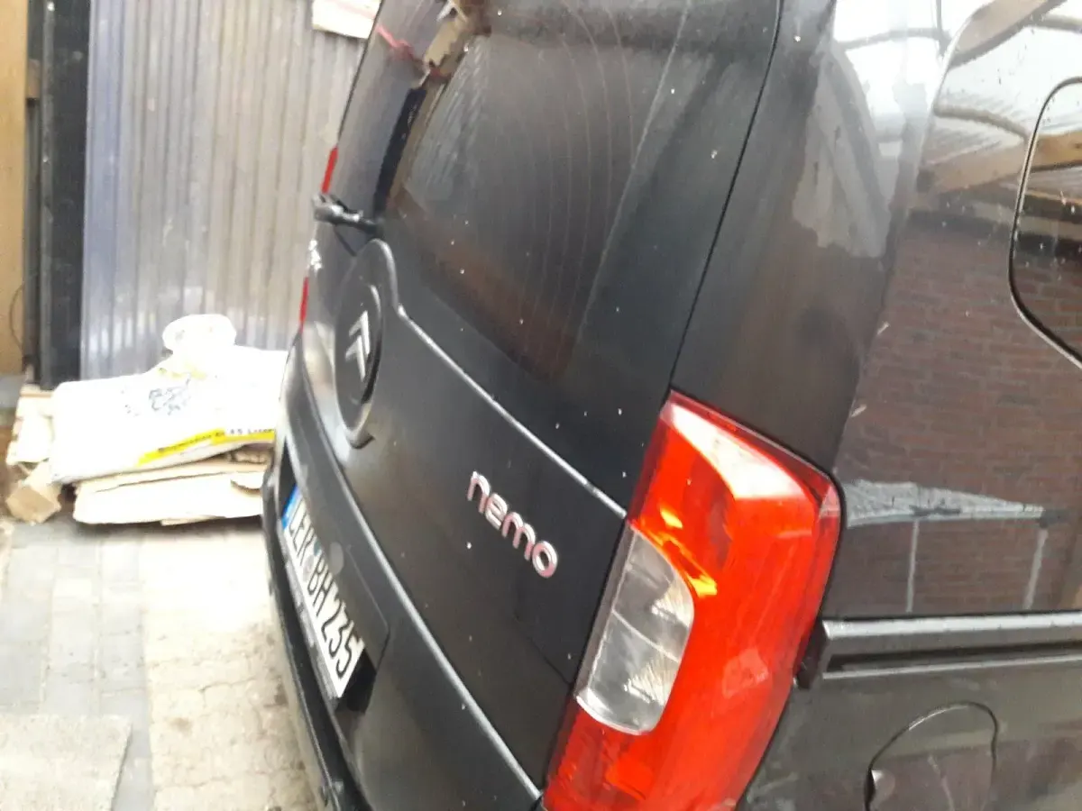 Gebraucht Citroën Nemo 75 PS (55 kW) 2012 Schwarz Van / Kleinbus