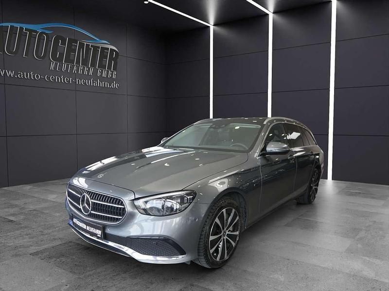 Selenitgrau metalliclack Gebraucht 2020 Mercedes E300 Kombi | 26.980 € (Etwas zu teuer) - Bild 1/4