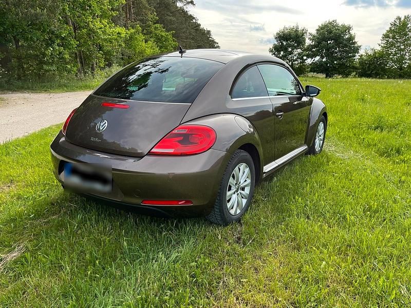 Gebraucht VW Beetle 105 PS (77 kW) 2012 Braun Kleinwagen