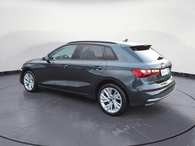 Gebraucht Audi A3 Ambiente 116 PS (85 kW) 2025 Manhattangrau metallic Limousine