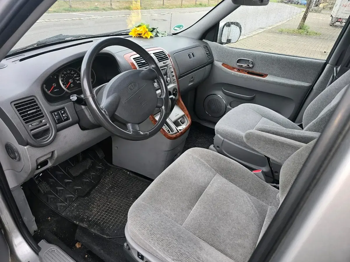 Gebraucht Kia Carnival 2005 Van / Kleinbus