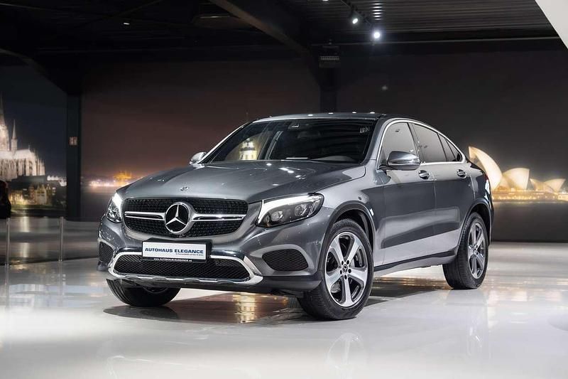 Selenitgrau Gebraucht 2018 Mercedes GLC220 Exclusive SUV | 35.980 € (Teuer) - Bild 1/4