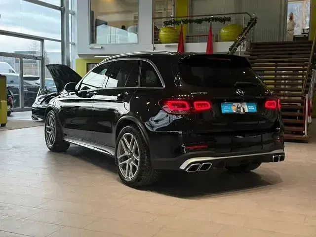 Gebraucht Mercedes GLC63 AMG AMG 476 PS (350 kW) 2021 Schwarz SUV