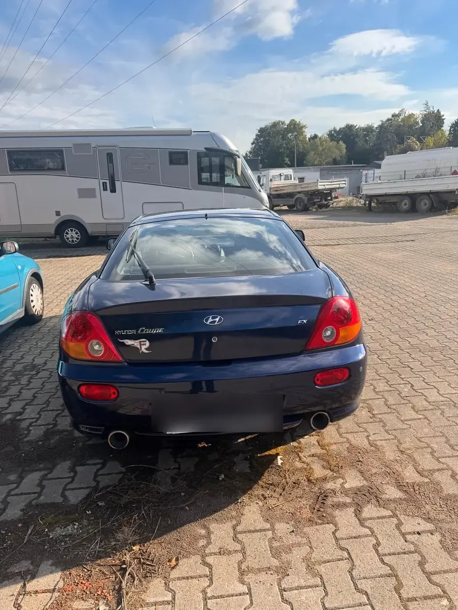 Gebraucht Hyundai Coupé 136 PS (100 kW) 2002 Blau Coupé