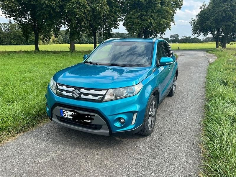 Grün Gebraucht 2015 Suzuki Vitara Comfort SUV | 8.000 € (Fairer Preis) - Bild 1/4