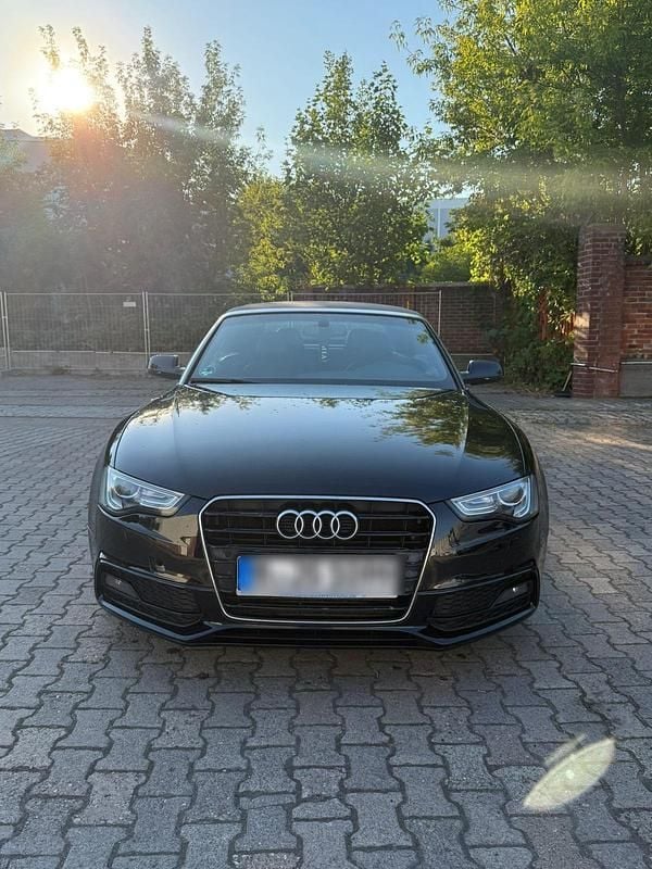 Schwarz Gebraucht 2014 Audi A5 Cabriolet Cabrio | 11.000 € (Fairer Preis) - Bild 1/4