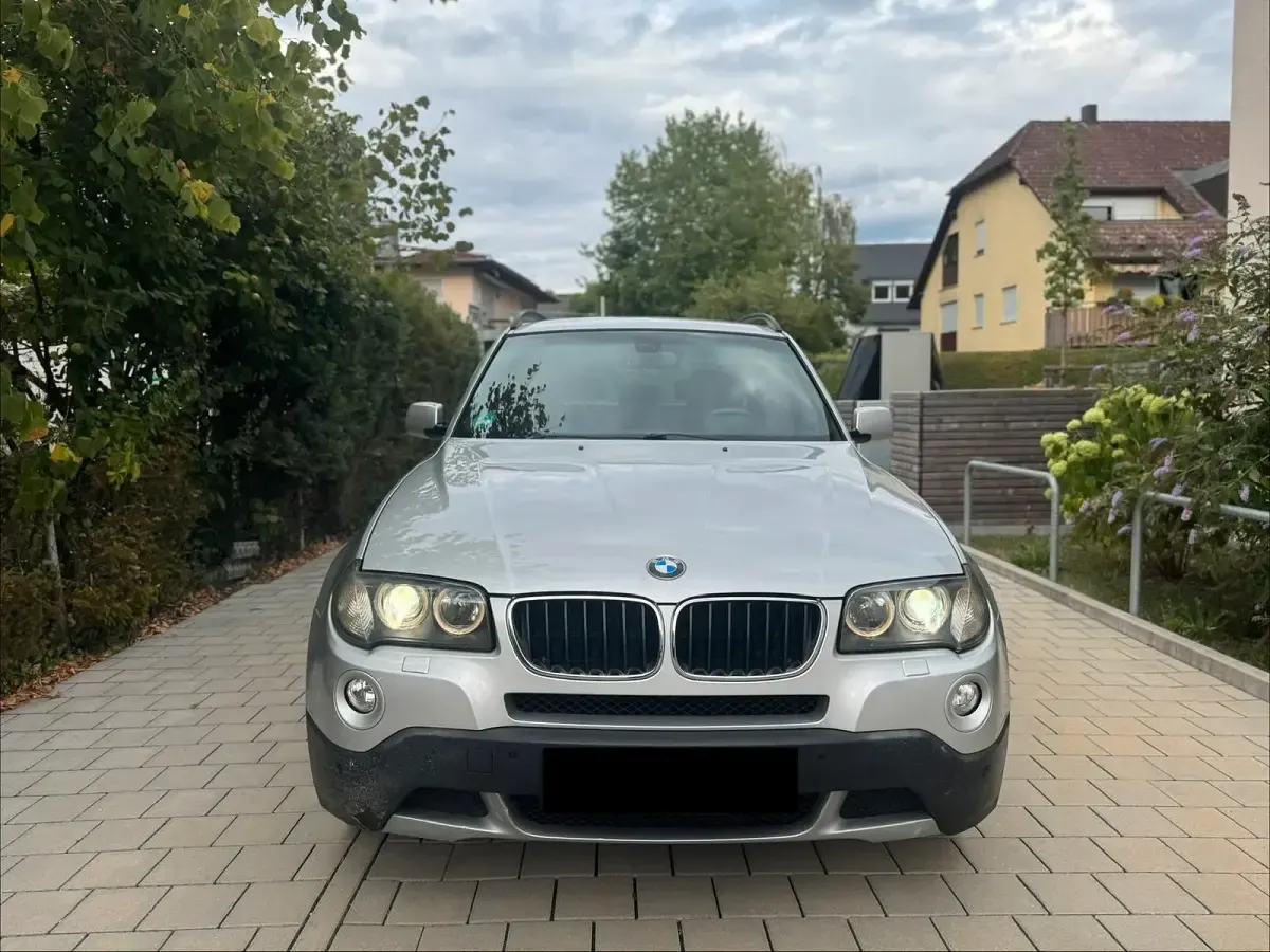 Gebraucht BMW X3 Sport Line 177 PS (130 kW) 2009 Grau SUV
