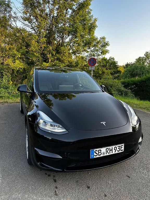 Gebraucht Tesla Model Y RWD 188 kW (256 PS) 2023 Schwarz SUV