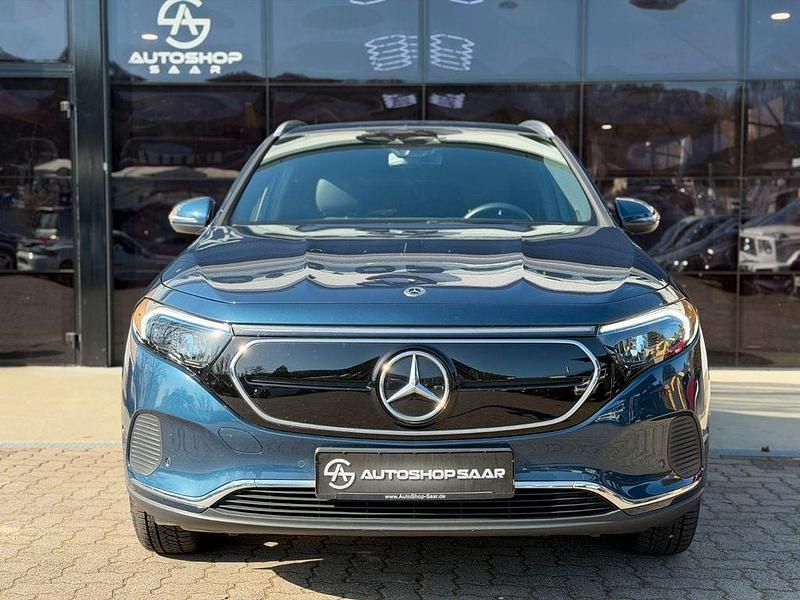 Gebraucht Mercedes EQA250 139 kW (190 PS) 2021 Blau SUV
