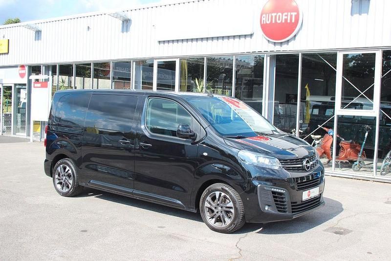 Schwarz Gebraucht 2020 Opel Zafira Life Elegance Van | 21.990 € (Fairer Preis) - Bild 1/4