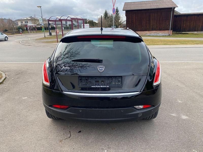 Gebraucht Lancia Delta Silver 120 PS (88 kW) 2012 Schwarz Kleinwagen