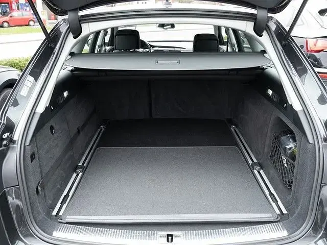 Gebraucht Audi A6 Sport 218 PS (160 kW) 2016 Grau Kombi