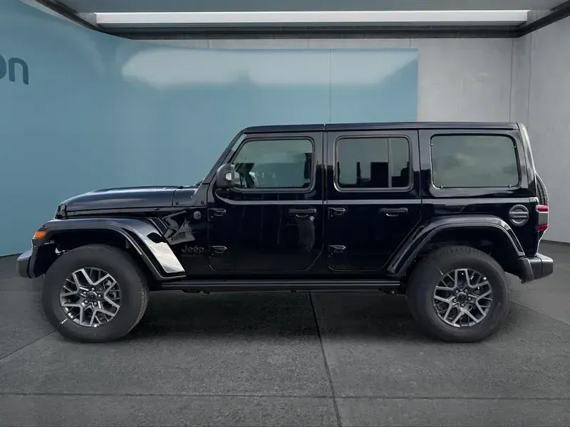 Neu Jeep Wrangler 272 PS (200 kW) 2025 Schwarz SUV