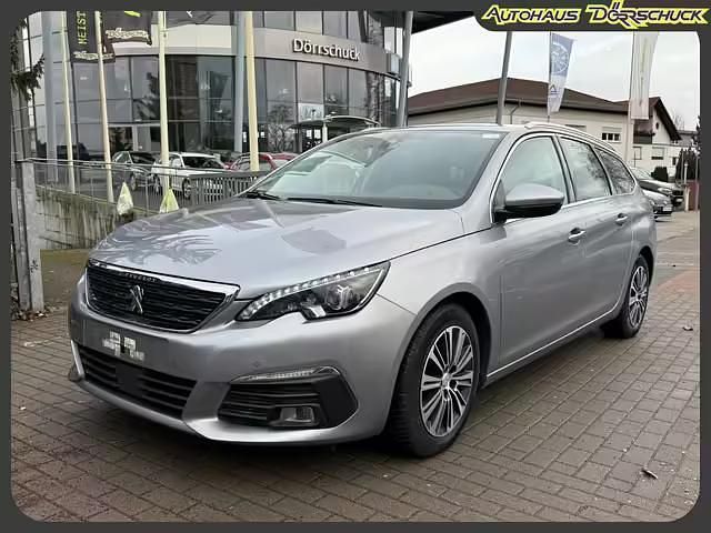 Gebraucht Renault Kadjar Equilibre 140 PS (102 kW) 2022 Schwarz SUV