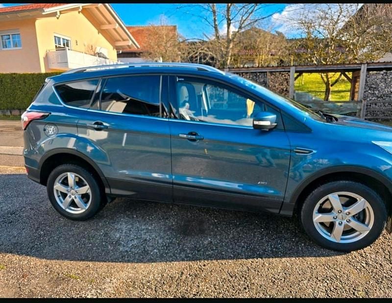 Blau Gebraucht 2019 Ford Kuga SUV | 12.999 € (Superpreis) - Bild 1/4