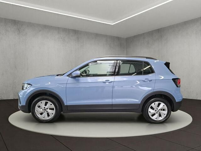 Gebraucht VW T-Cross Life 95 PS (69 kW) 2024 Clear blue metallic SUV