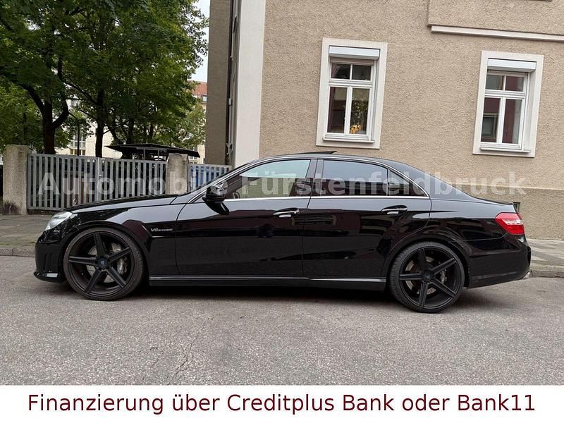 Schwarz Gebraucht 2012 Mercedes E63 AMG AMG Coupé | 23.900 € - Bild 1/4