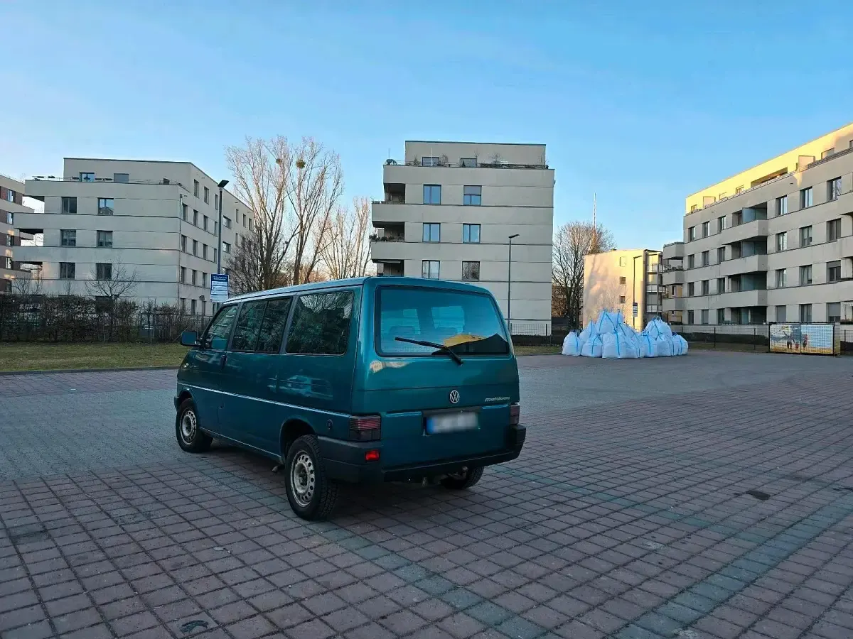 Gebraucht VW Multivan 110 PS (80 kW) 1995 Grün Van / Kleinbus