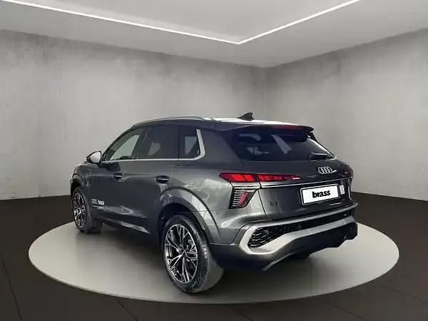Gebraucht Audi Q3 Ambiente 272 PS (200 kW) 2025 Daytonagrau perleffekt SUV