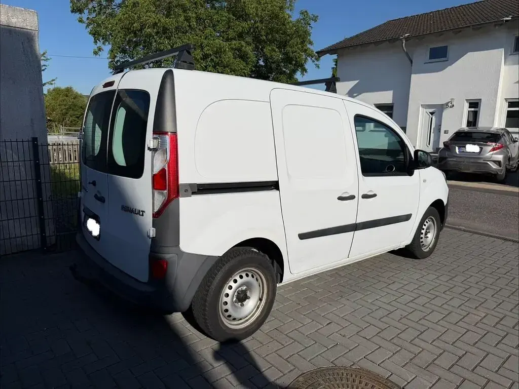 Gebraucht Renault Kangoo Intens 110 PS (80 kW) 2015 Weiß Van / Kleinbus